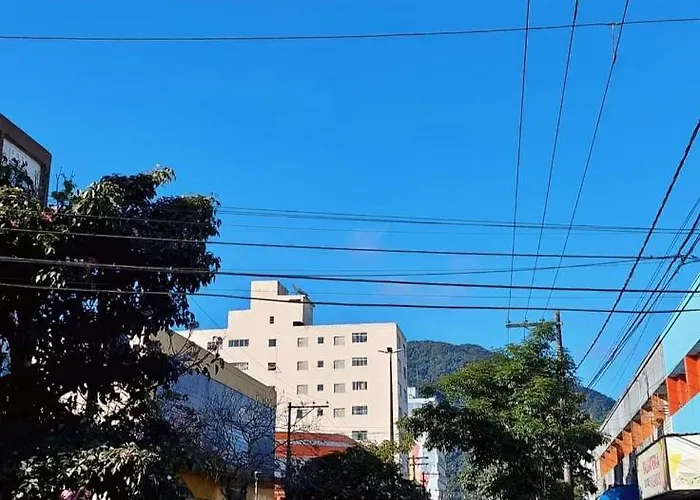 Apartamento Inteiro Em Peruibe No Centro, Prox A Praia