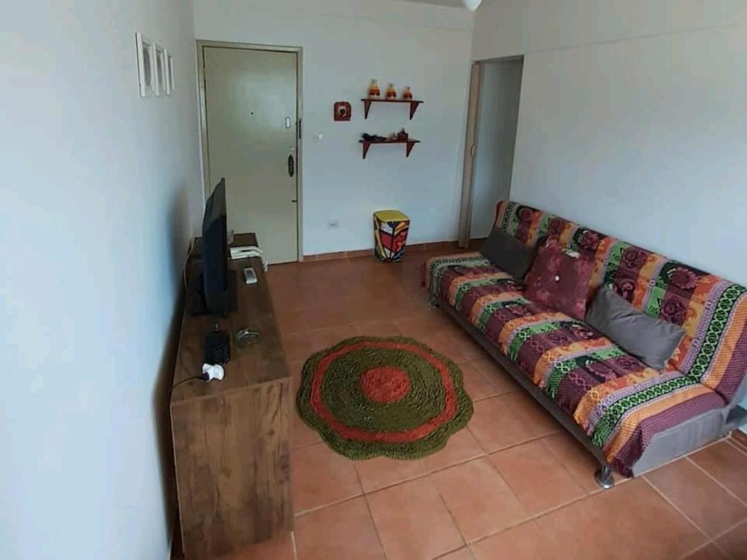 Inteiro Em No Centro, Próx A Apartamento Peruíbe